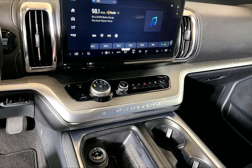Certified 2025 Ford Expedition Platinum AWD/4WD image 26