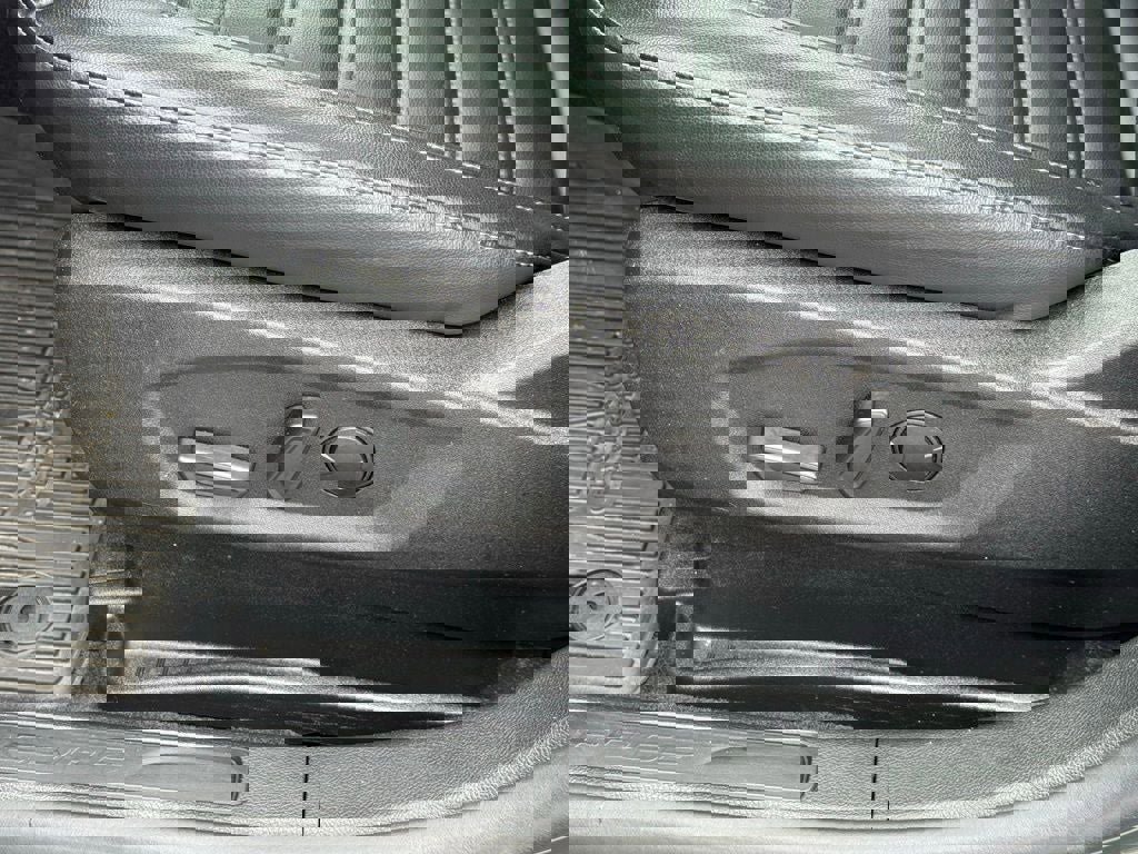 Certified 2024 Ford Edge SEL w/ Convenience Package image 21