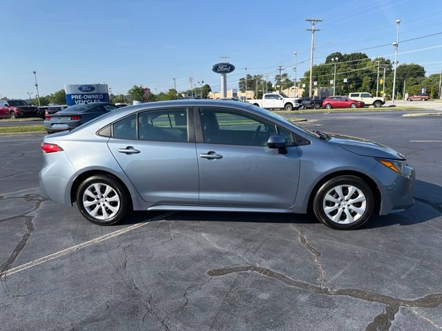 Used 2022 Toyota Corolla LE FWD image 8