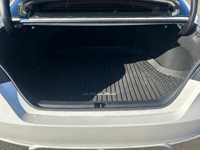 Used 2021 Toyota Camry SE w/ Cold Weather Package image 32