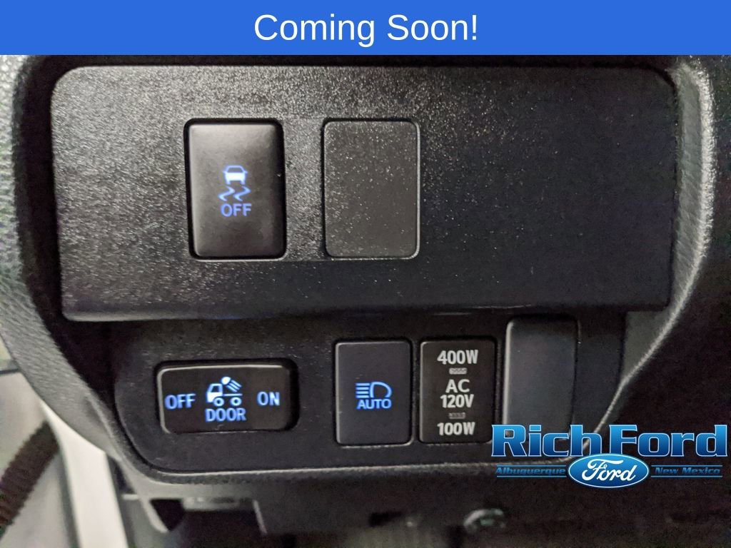 Used 2022 Toyota Tacoma TRD Off-Road image 14