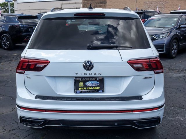 Used 2023 Volkswagen Tiguan SE R-Line AWD/4WD image 8