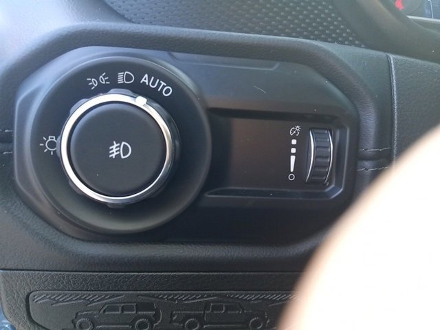 Used 2024 Jeep Wrangler Unlimited Rubicon image 17