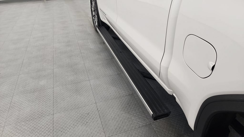 Used 2025 GMC Sierra 1500 Denali Ultimate AWD/4WD image 27