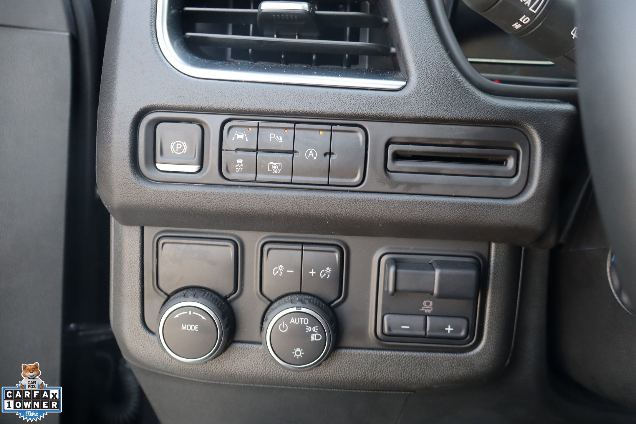 Used 2024 Chevrolet Tahoe RST w/ Luxury Package RWD image 15
