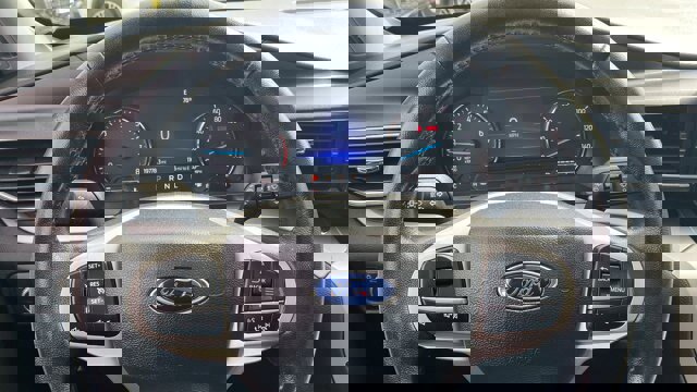 Certified 2022 Ford Explorer XLT w/ Equipment Group 202A image 14