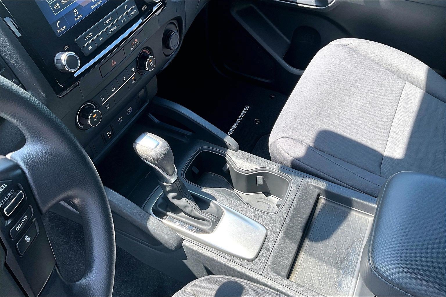 Used 2022 Nissan Frontier S w/ Technology Package AWD/4WD image 19