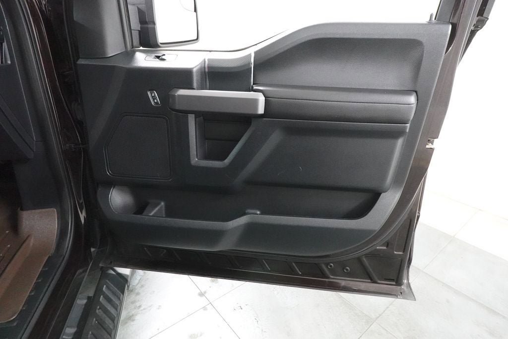 Certified 2019 Ford F150 XLT w/ Equipment Group 302A Luxury AWD/4WD image 29