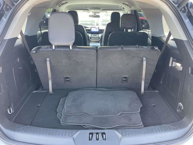 Certified 2023 Ford Explorer XLT w/ Equipment Group 202A AWD/4WD image 32