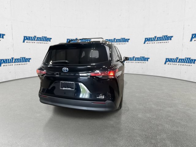 Used 2022 Toyota Sienna XLE FWD image 10