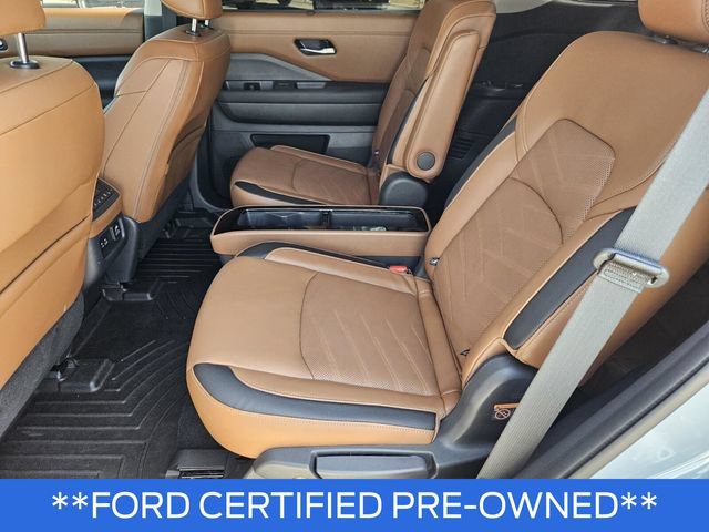 Used 2024 Nissan Pathfinder Platinum FWD image 22