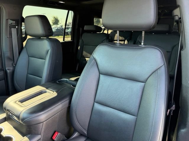 Used 2023 Chevrolet Suburban Z71 w/ Max Trailering Package AWD/4WD image 12