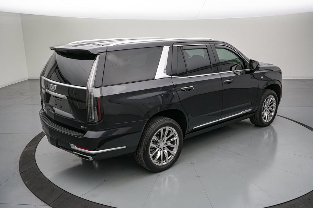 Used 2026 Cadillac Escalade Luxury w/ LPO, Radiant Package AWD/4WD image 4