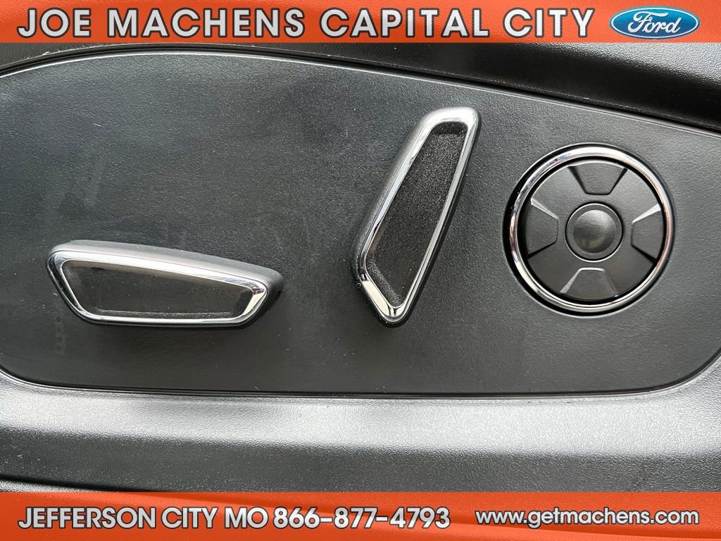 Certified 2020 Ford Explorer Platinum w/ Premium Technology Package image 22