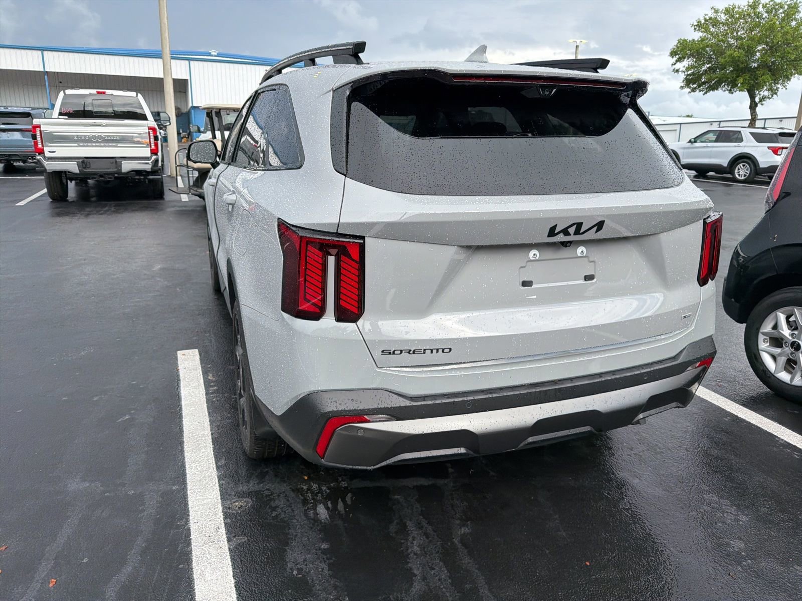 Used 2025 Kia Sorento SX Prestige image 8
