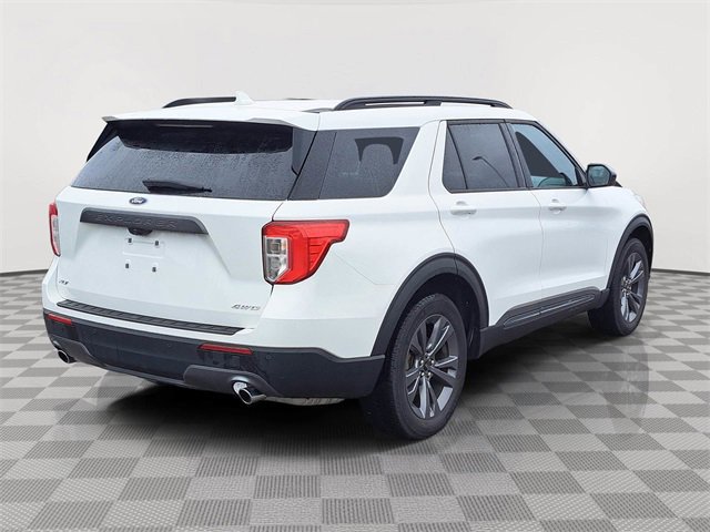 Certified 2023 Ford Explorer XLT w/ Equipment Group 202A image 5
