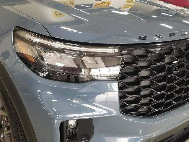 Certified 2025 Ford Explorer ST w/ Sun And Sound Package AWD/4WD image 5
