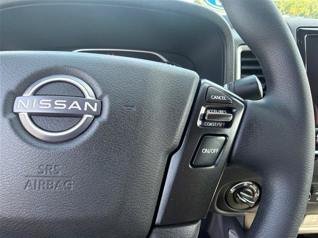 Used 2023 Nissan Frontier SV AWD/4WD image 18