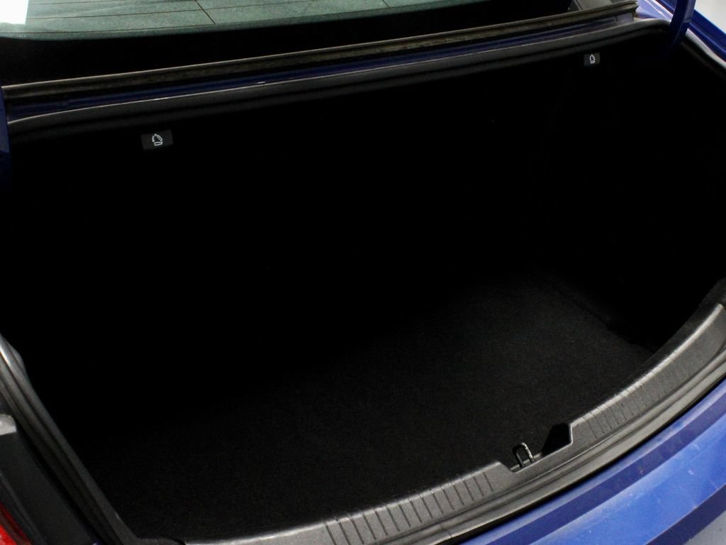 Used 2023 Chevrolet Malibu LT FWD image 13