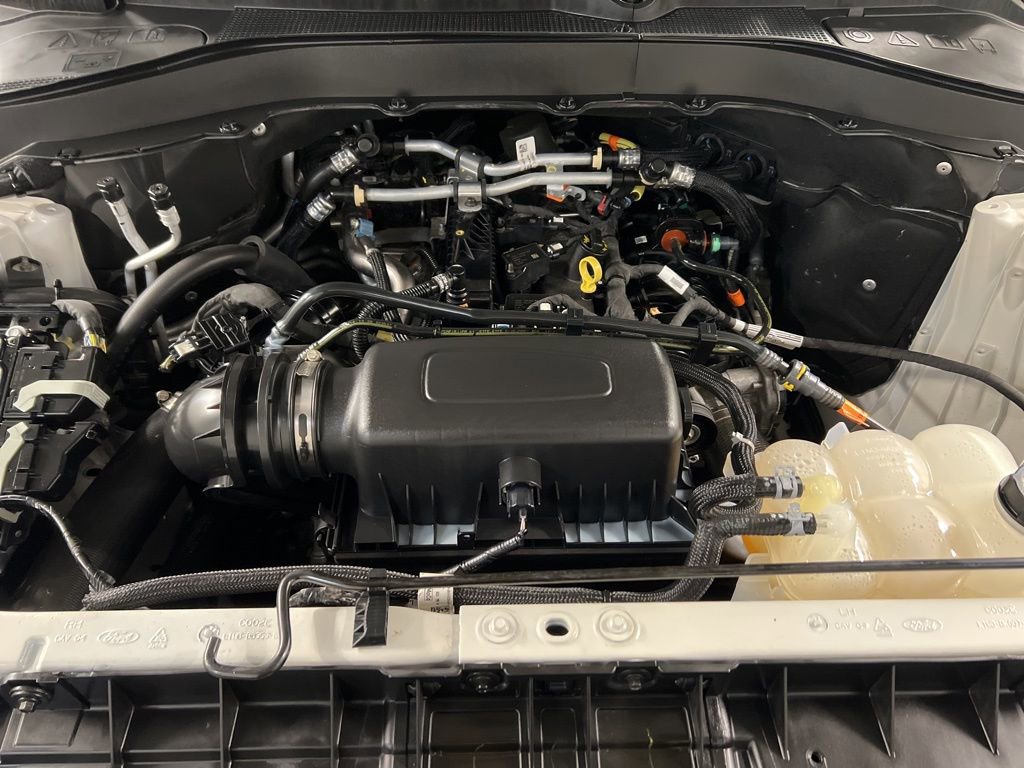 Certified 2023 Ford Explorer XLT w/ Equipment Group 202A image 38