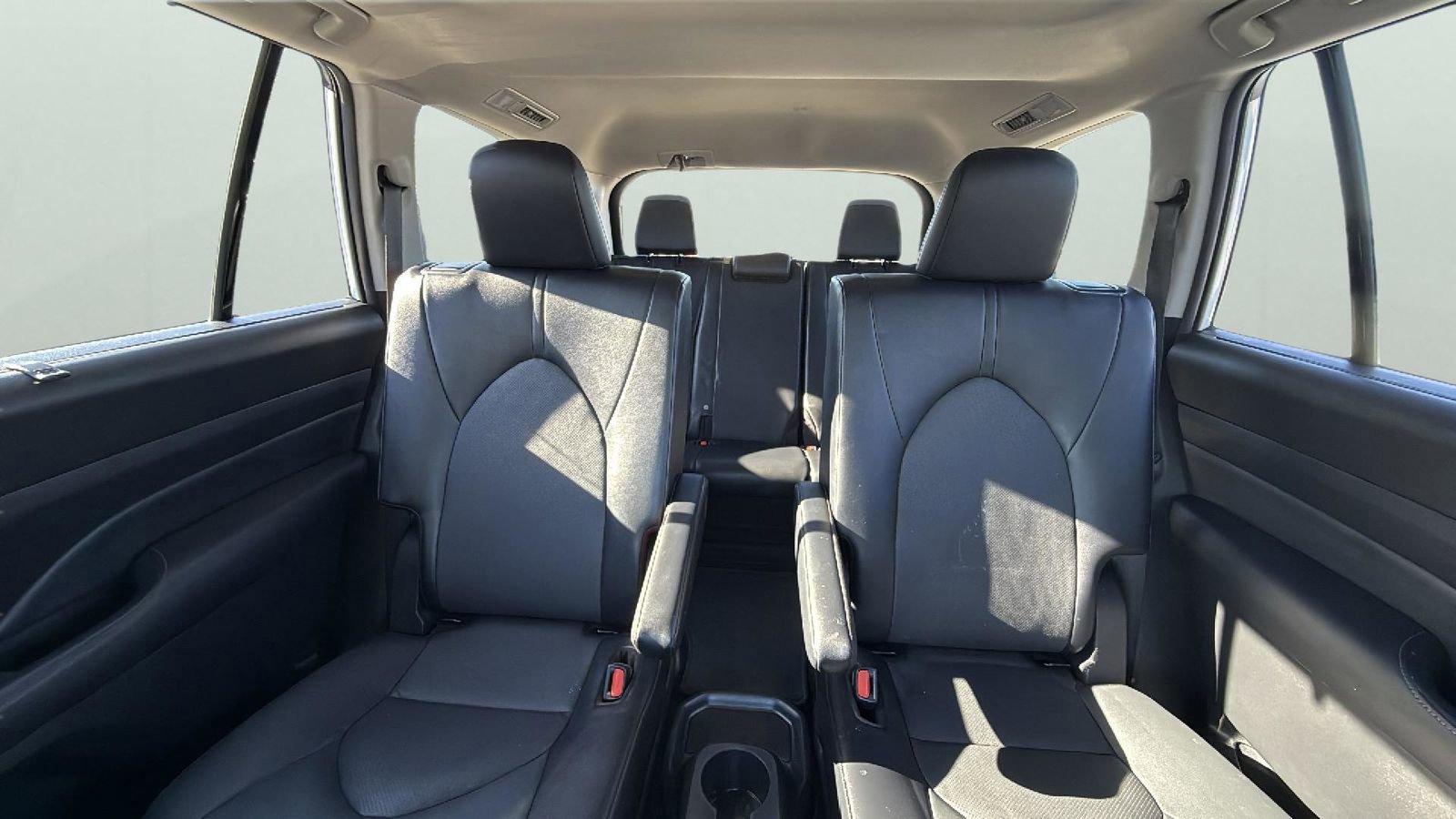 Used 2024 Toyota Grand Highlander XLE image 26