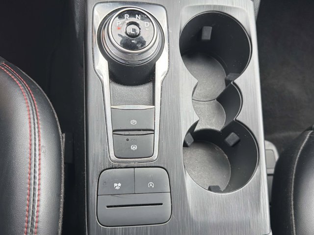 Certified 2025 Ford Escape ST-Line Select AWD/4WD image 29