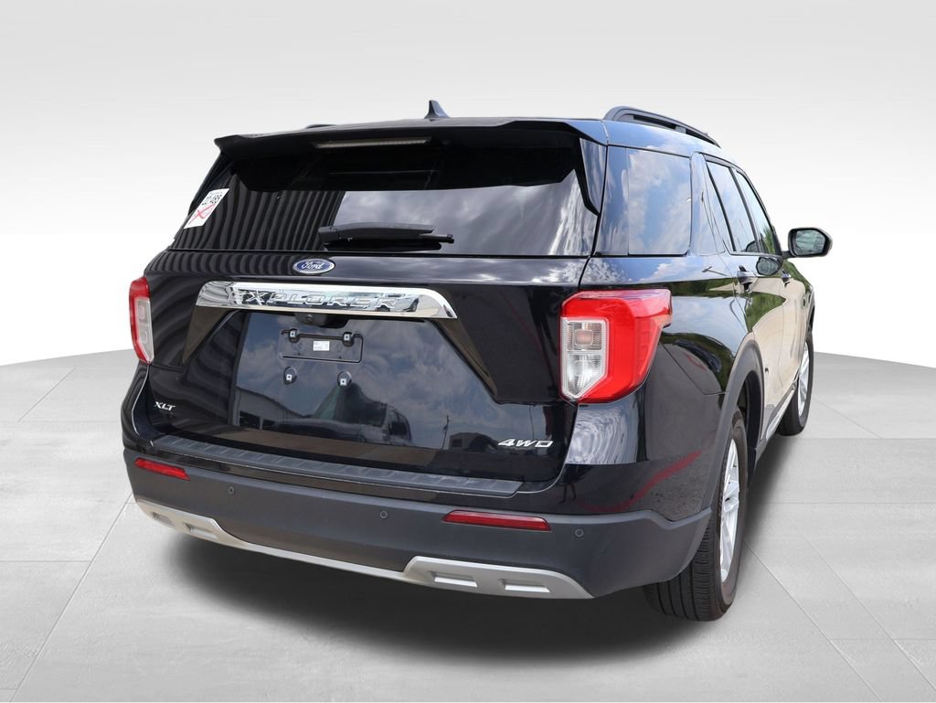 Certified 2024 Ford Explorer XLT w/ Equipment Group 202A AWD/4WD image 17