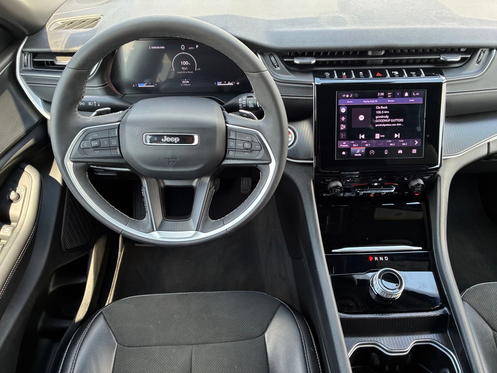 Used 2024 Jeep Grand Cherokee Altitude RWD image 18