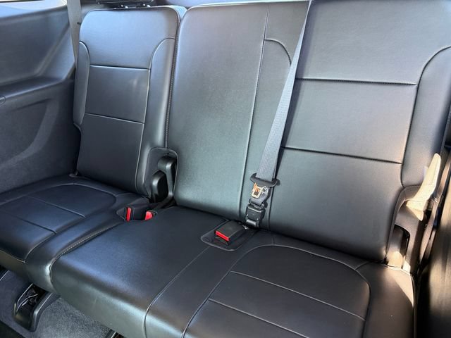 Used 2019 Chevrolet Traverse RS FWD image 21