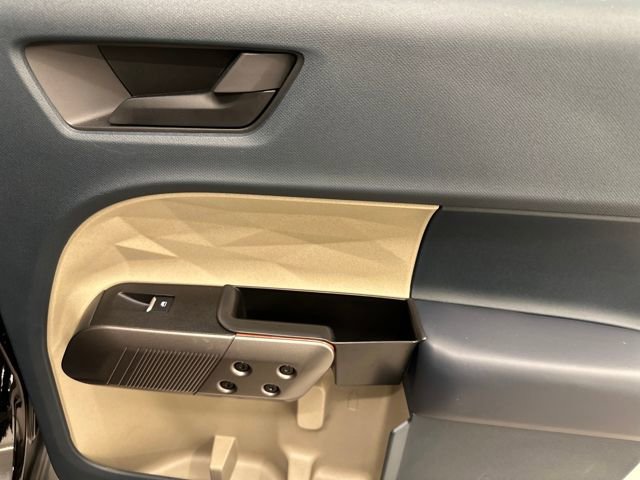 Certified 2025 Ford Maverick Lariat w/ 4K Tow Package image 15