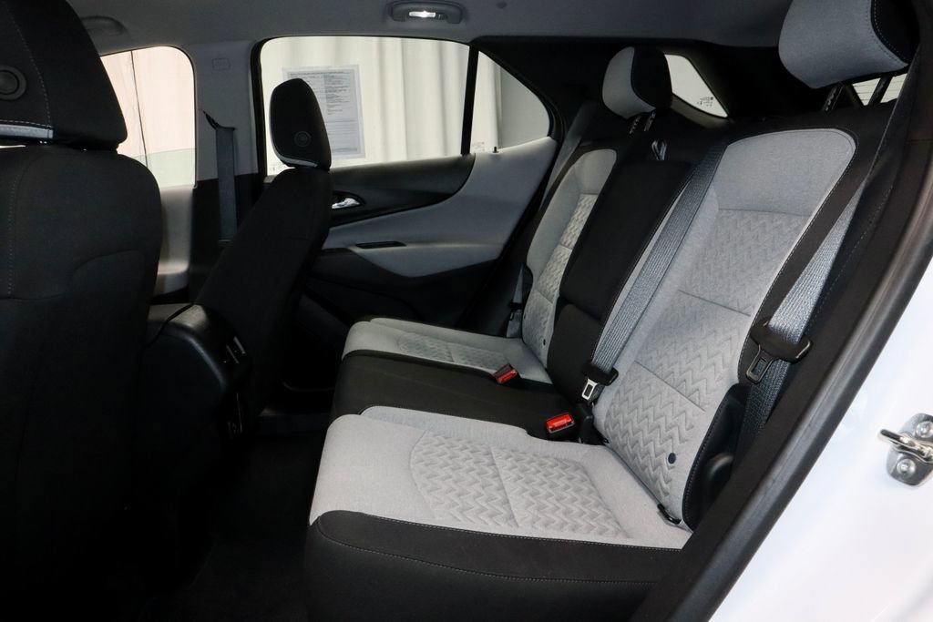 Used 2024 Chevrolet Equinox LS w/ Driver Confidence II Package FWD image 21