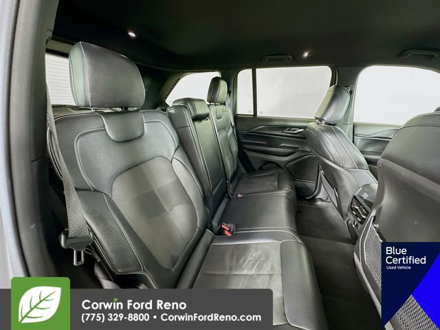 Used 2024 Jeep Grand Cherokee Altitude image 29