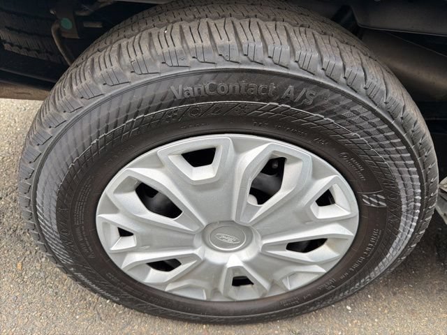 Certified 2025 Ford Transit 250 Low Roof w/ Exterior Upgrade Package RWD image 24