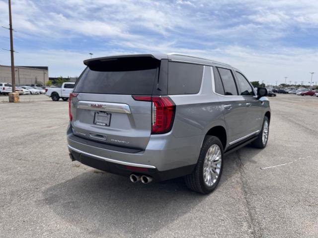 Used 2024 GMC Yukon Denali AWD/4WD image 9
