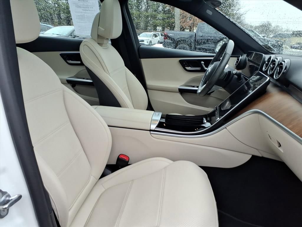 Used 2022 Mercedes-Benz C 300 4MATIC Sedan image 10