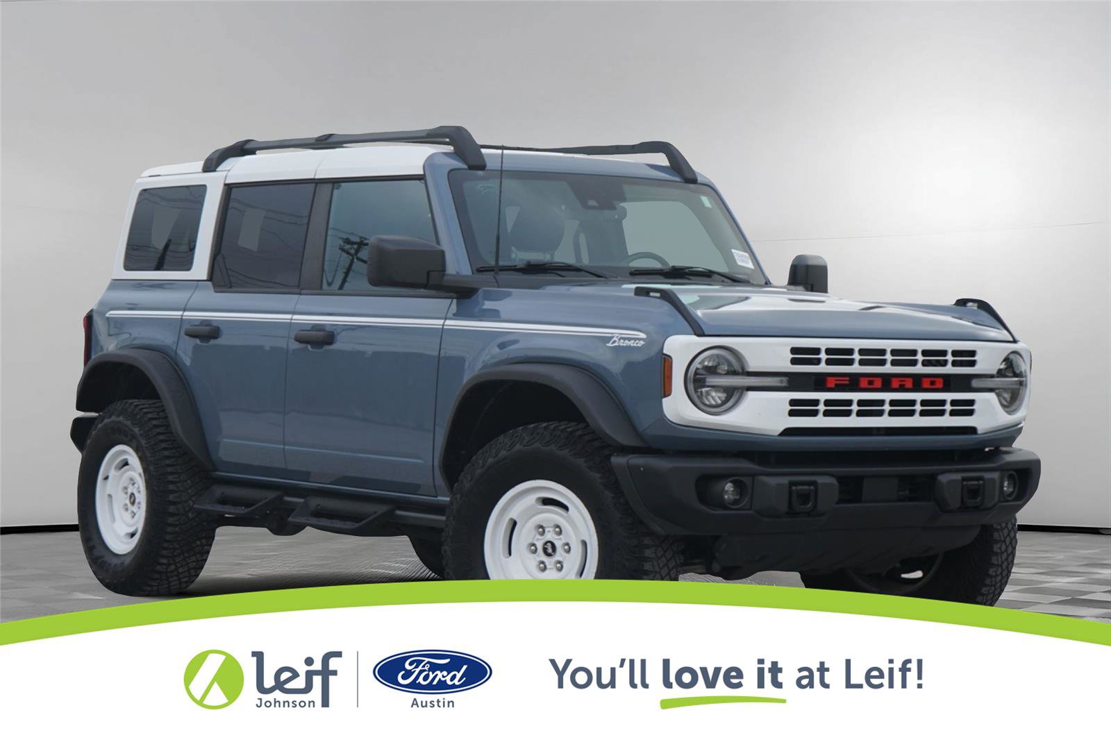 Certified 2023 Ford Bronco Heritage Edition AWD/4WD image 1