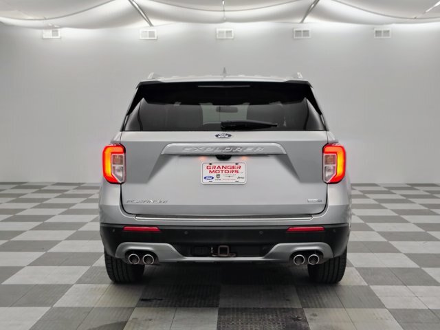 Certified 2020 Ford Explorer Platinum w/ Premium Technology Package AWD/4WD image 11