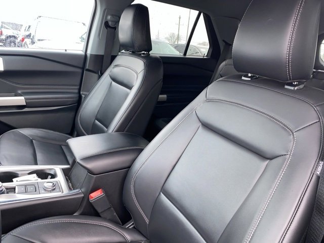 Certified 2023 Ford Explorer XLT w/ Equipment Group 202A image 20