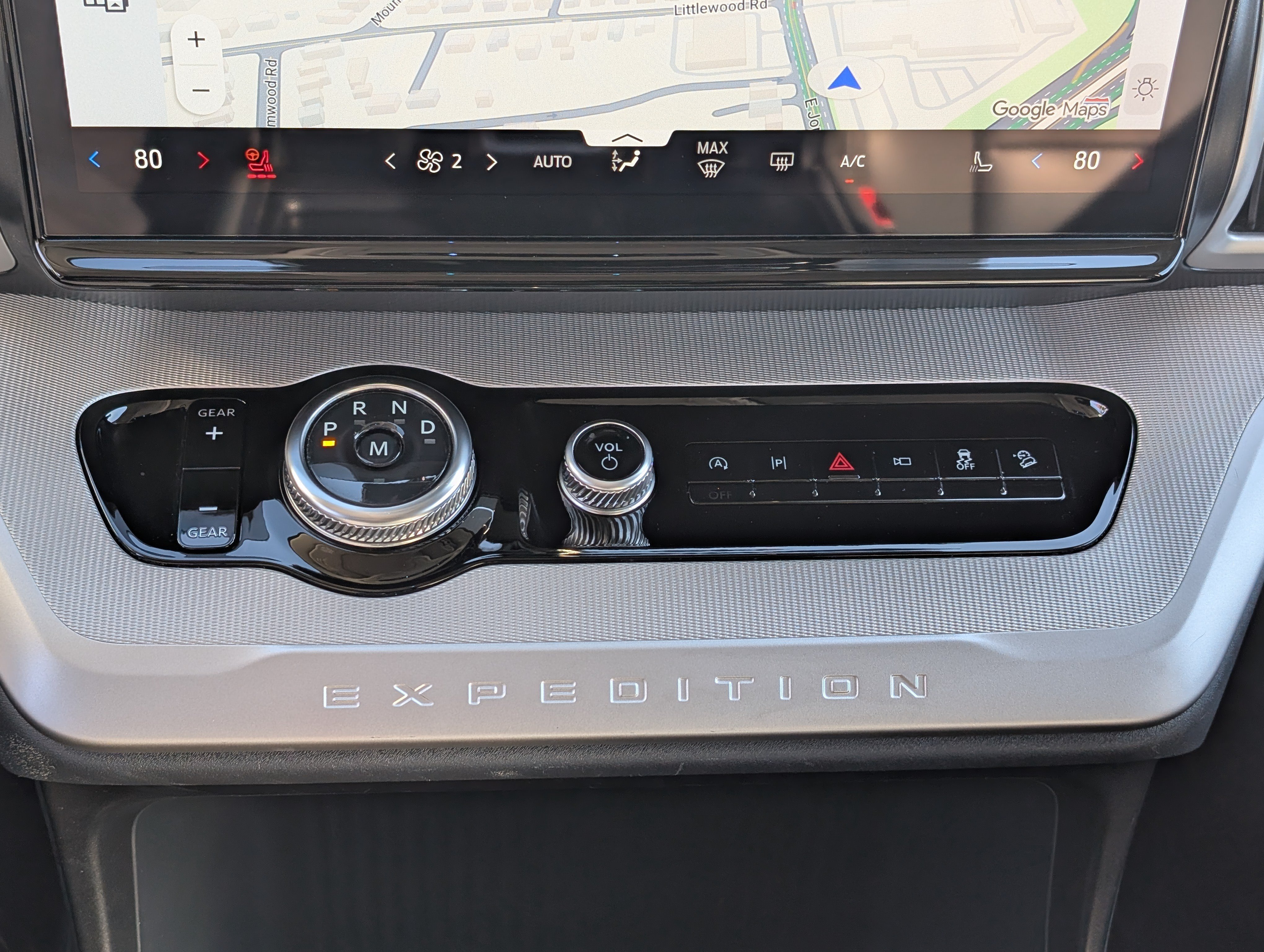 Certified 2026 Ford Expedition Active AWD/4WD image 32