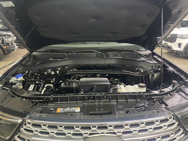 Certified 2022 Ford Explorer Limited w/ Limited Technology Package AWD/4WD image 13