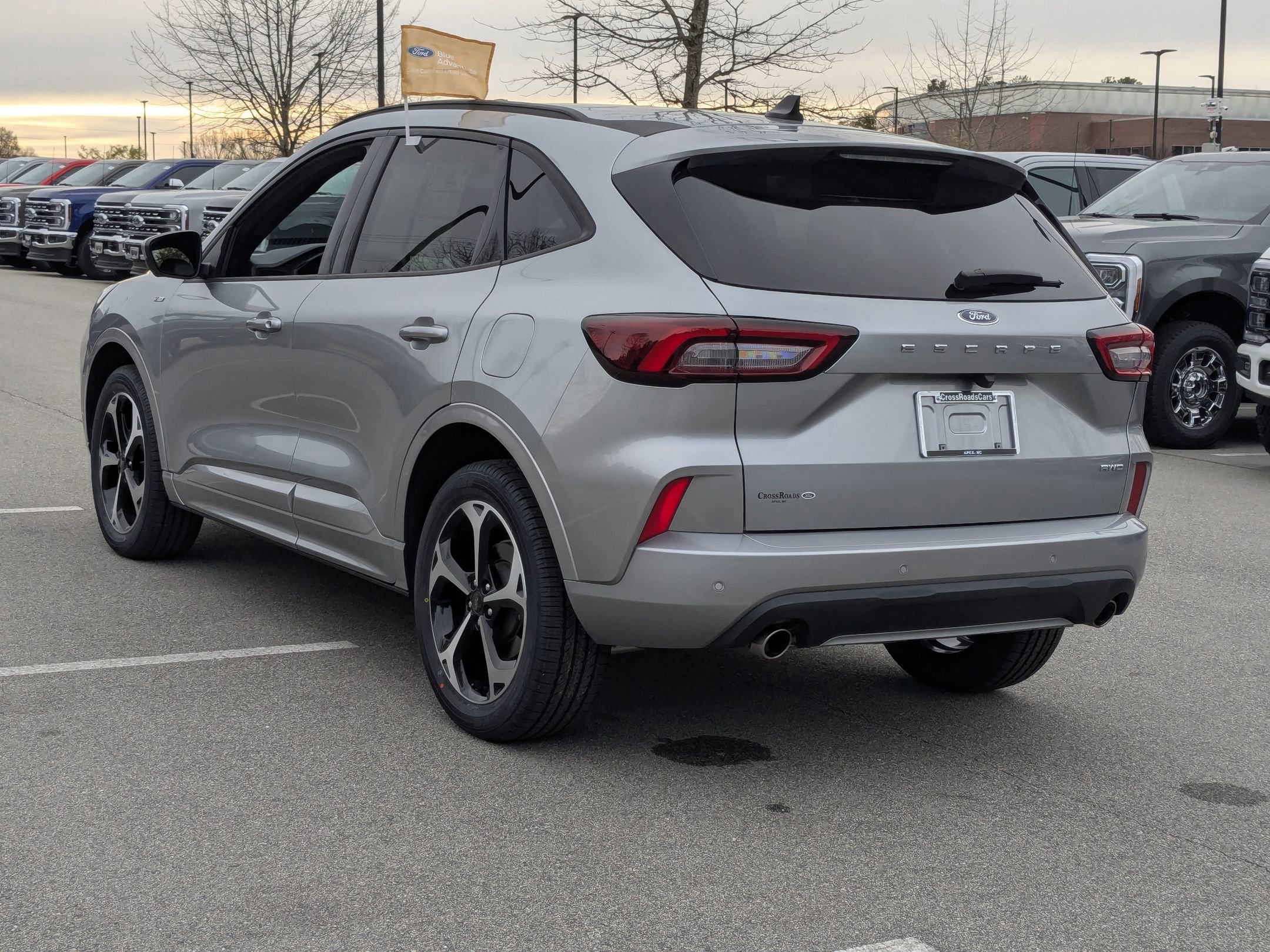 Certified 2023 Ford Escape ST-Line Select w/ Tech Pack #2 image 3