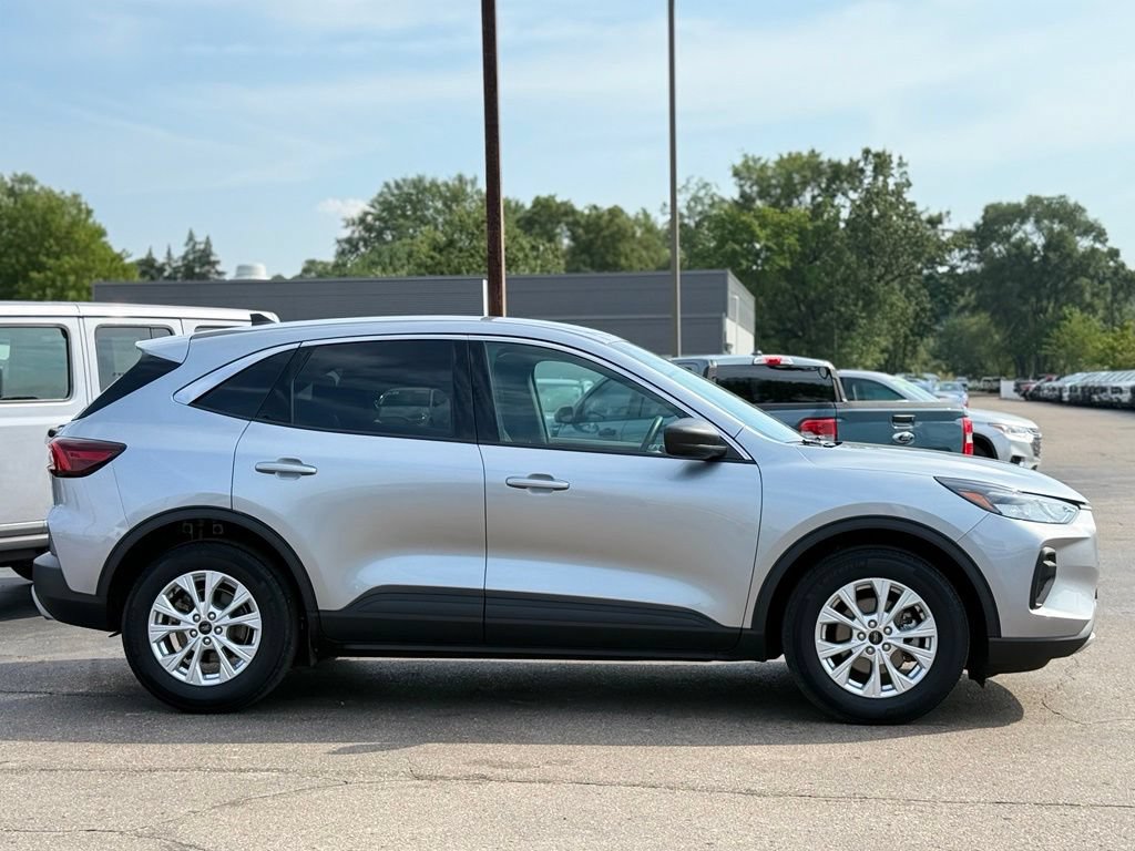 Certified 2024 Ford Escape Active FWD image 29