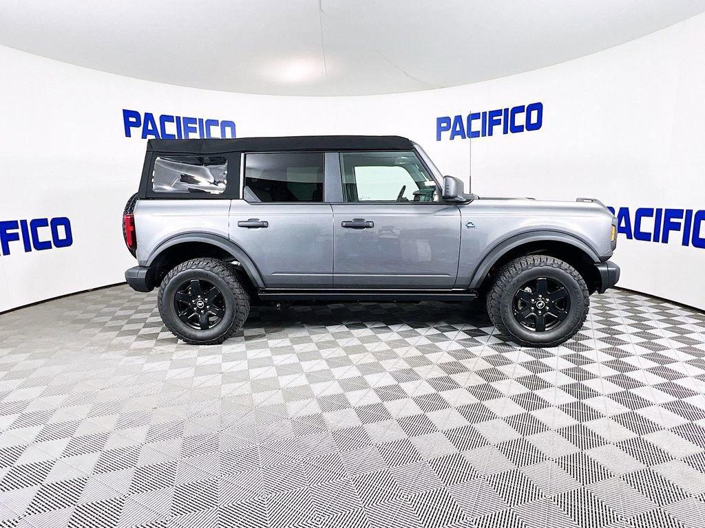 Certified 2024 Ford Bronco Black Diamond image 2