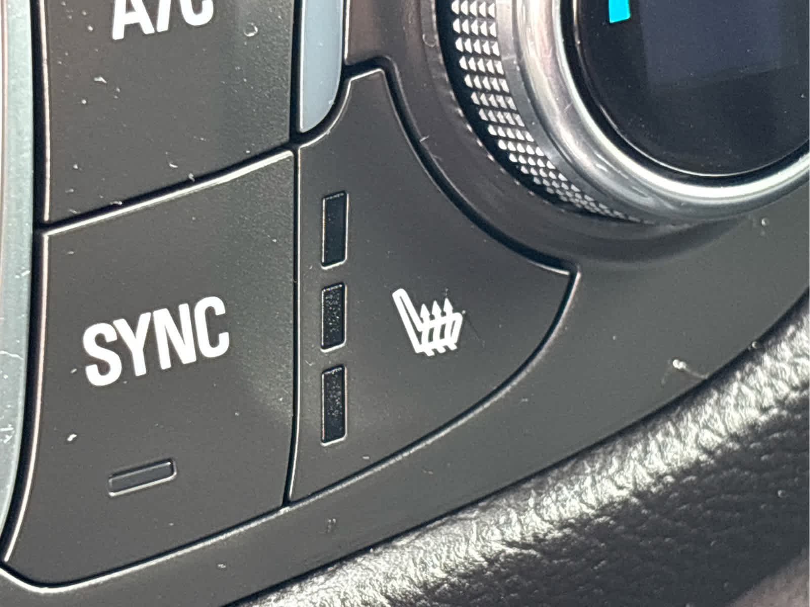 Used 2022 Chevrolet Equinox LT image 27