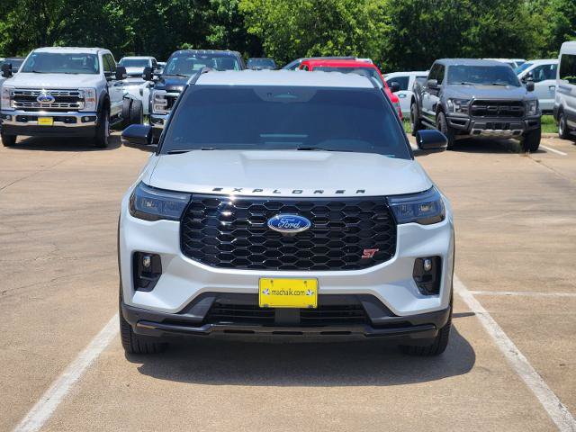 Certified 2026 Ford Explorer ST AWD/4WD image 2