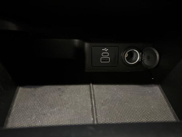 Certified 2025 Ford Escape Active w/ Cold Weather Package image 28