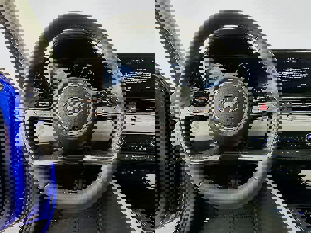 Used 2026 Hyundai Elantra Limited w/ Cargo Package image 16