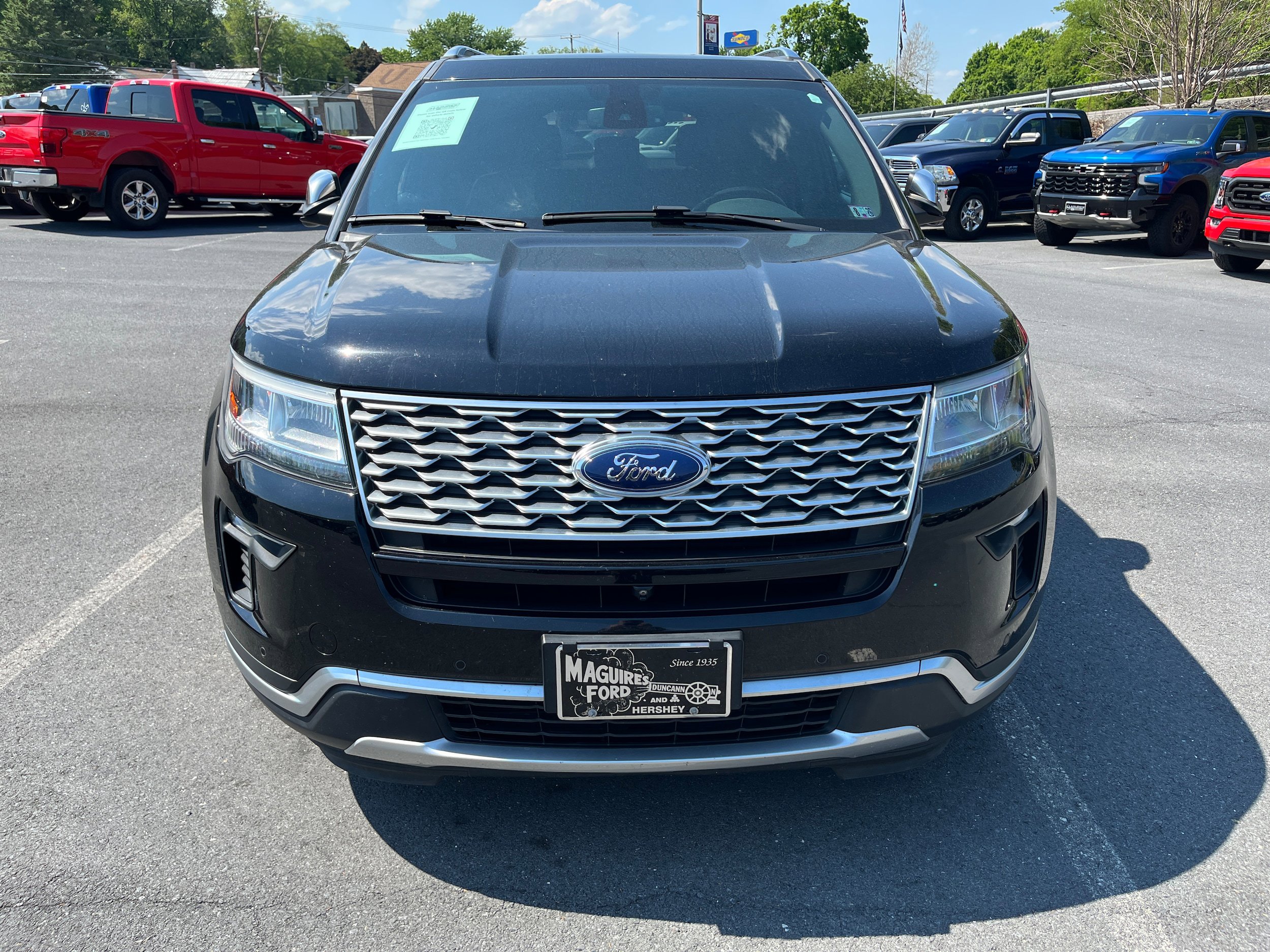 Certified 2018 Ford Explorer Platinum AWD/4WD image 2