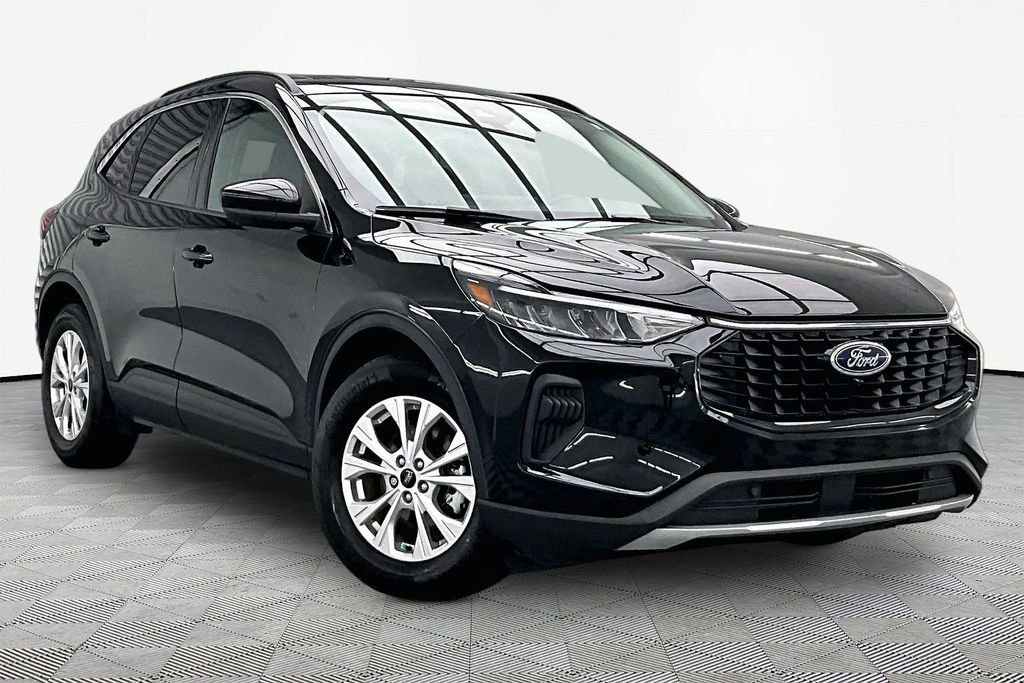 Certified 2023 Ford Escape Active w/ Tech Pack #2 FWD image 12