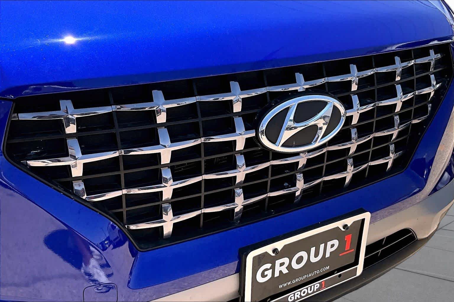 Used 2024 Hyundai Venue SEL FWD image 29